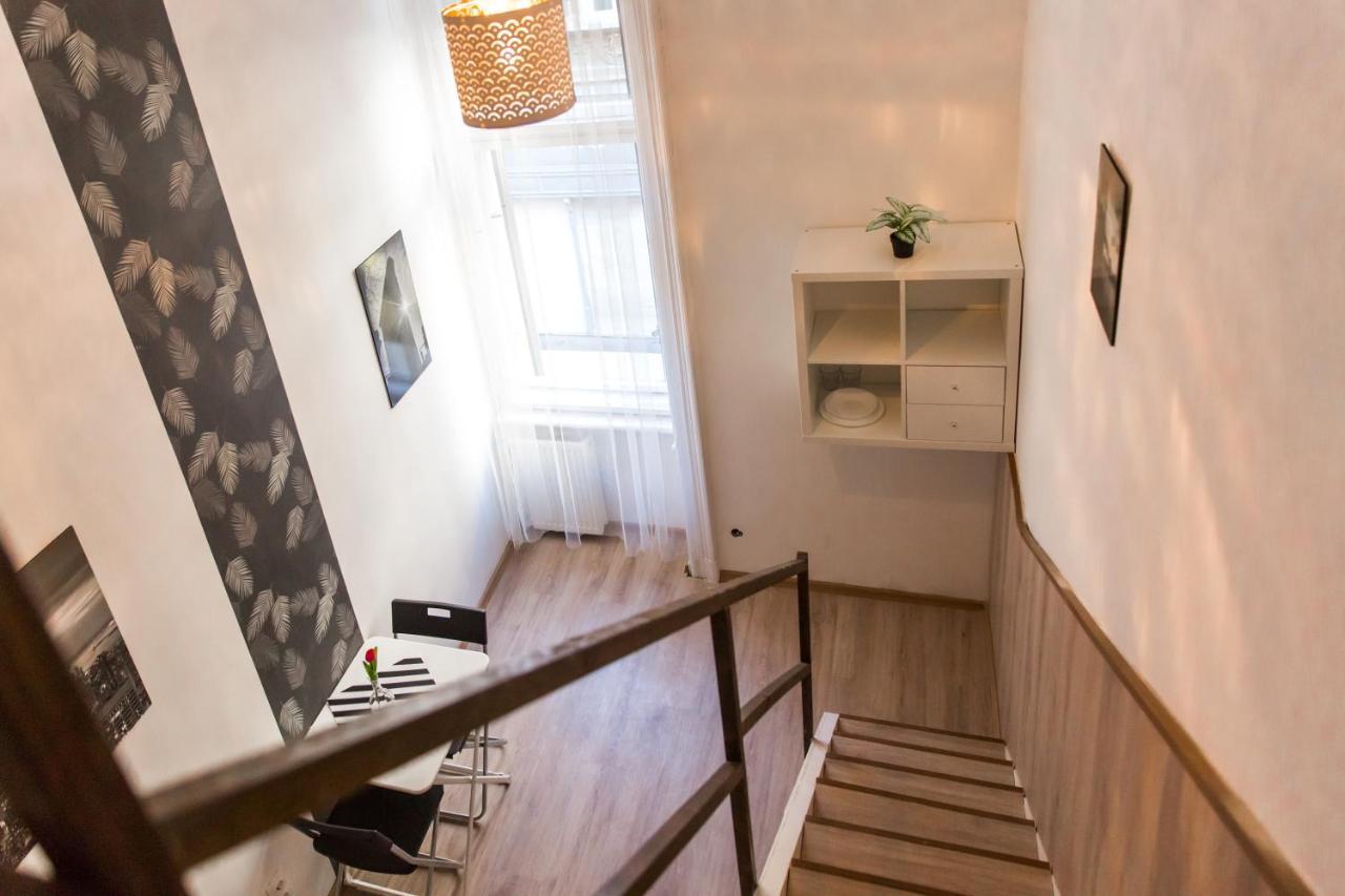 Modern Budget Lofts In The City Centre Budapest Exterior foto
